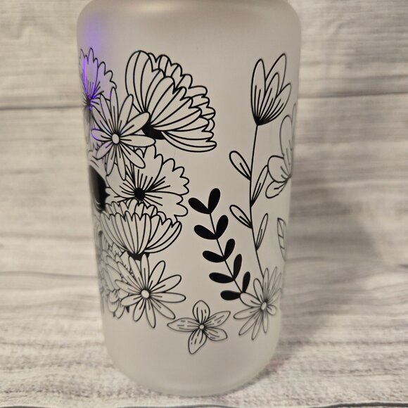 Skull Frosted Libby Glass 16oz - Picture 2 of 2